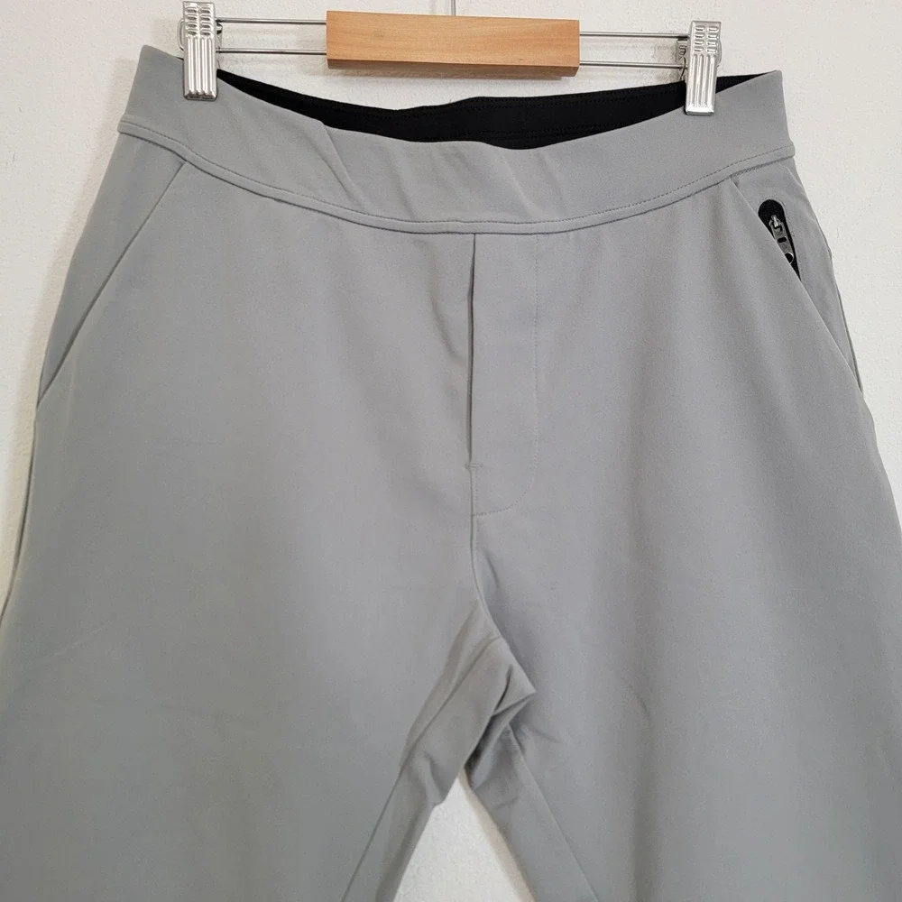 Public Rec Men Grey Athletic Performance Jogger Pant Slim Fit Pockets 30x30 EUC
